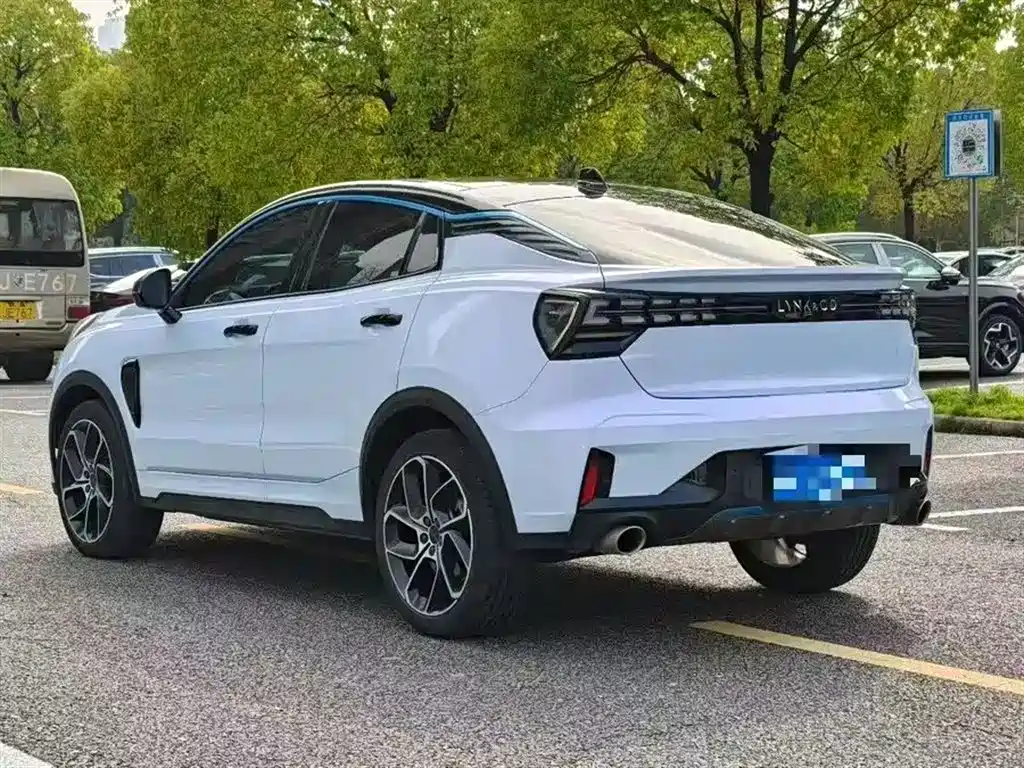 Lynk & Co 05 2021