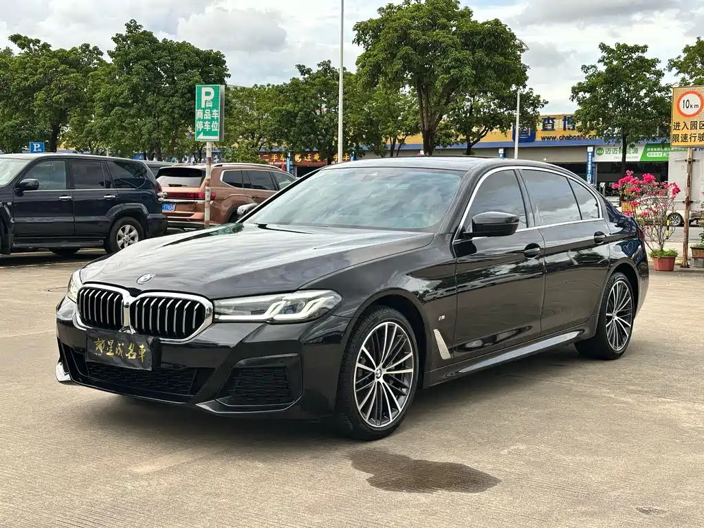 BMW 5 Series 2023