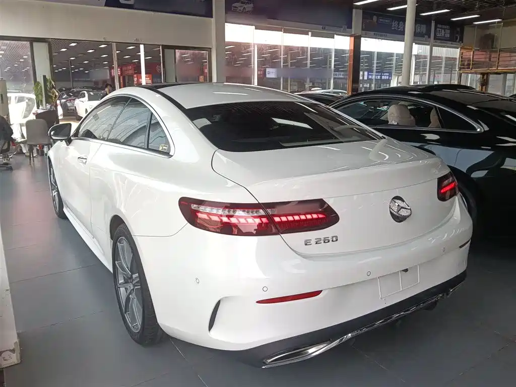 Mercedes-Benz E-Class 2021 — фото 5