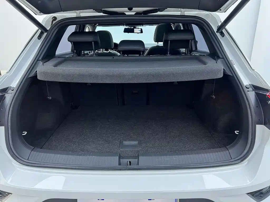 Volkswagen T-Roc 2022 — фото 18