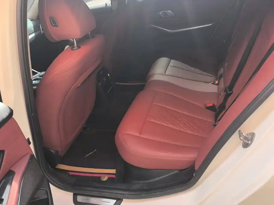 BMW i3 2024 — фото 11