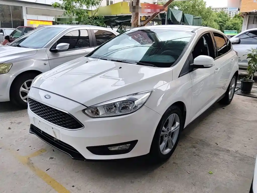 Ford Focus 2016 — фото 2