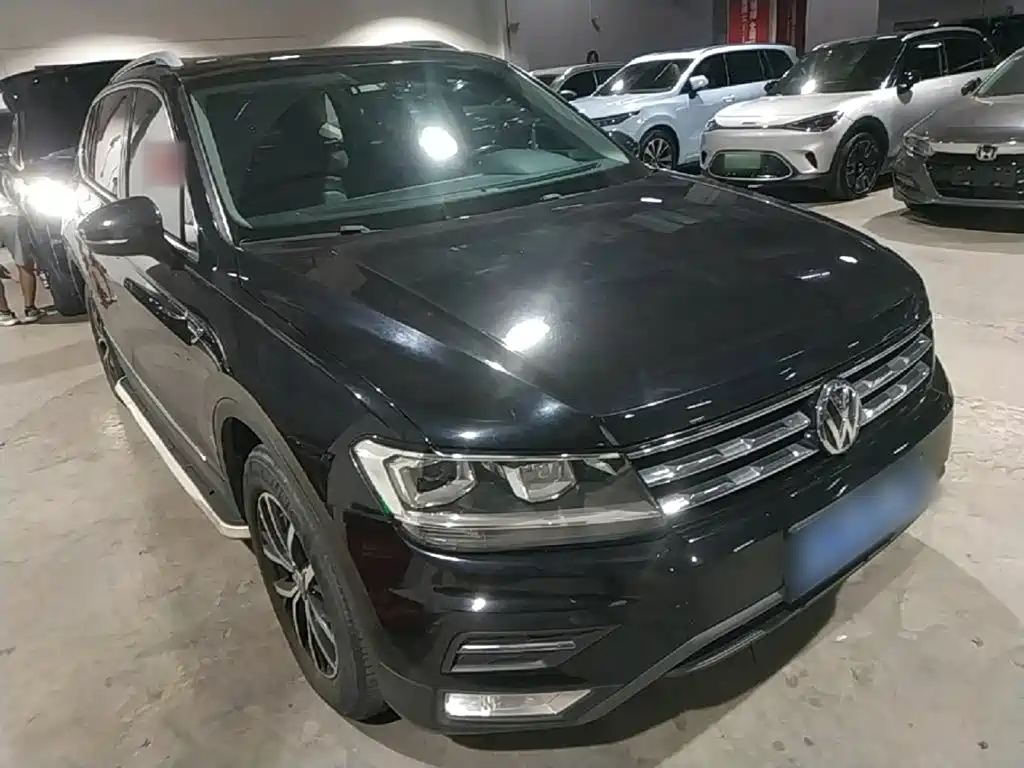 Volkswagen Tiguan L 2018 — фото 4