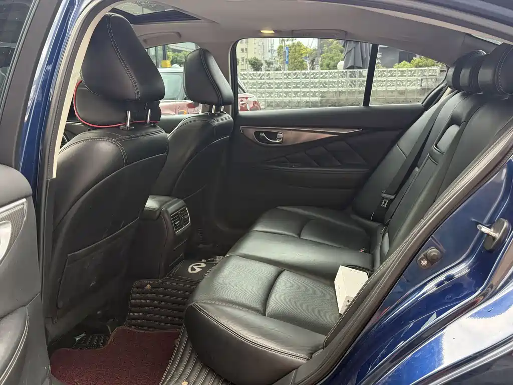 Infiniti Q50L 2018