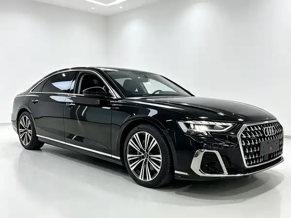 Audi A8 2024