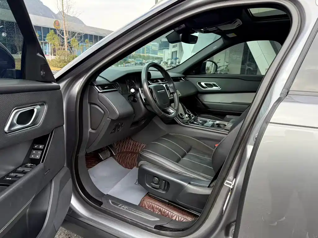 Land Rover Velar 2020 — фото 15
