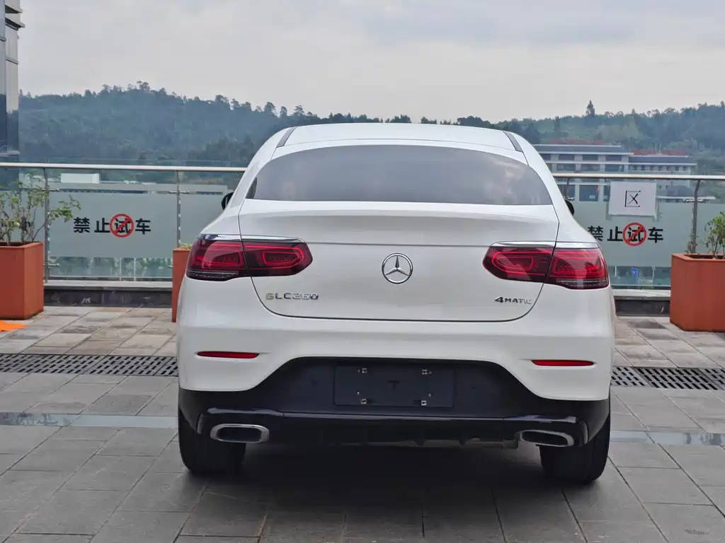 Mercedes-Benz GLC Coupe 2022 — фото 4
