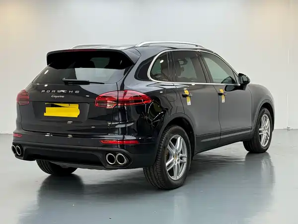 Porsche Cayenne 2016