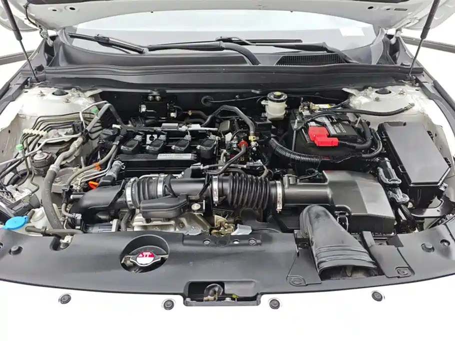 Honda Accord 2019 — фото 10