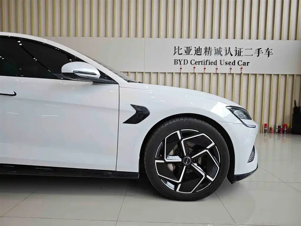 BYD Seal 2022 — фото 16