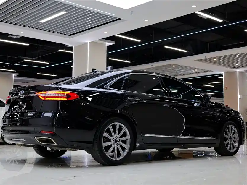 Ford Taurus 2021 — фото 14