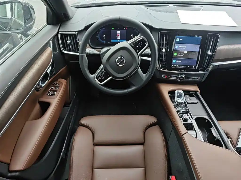 Volvo S90 2025 — фото 17