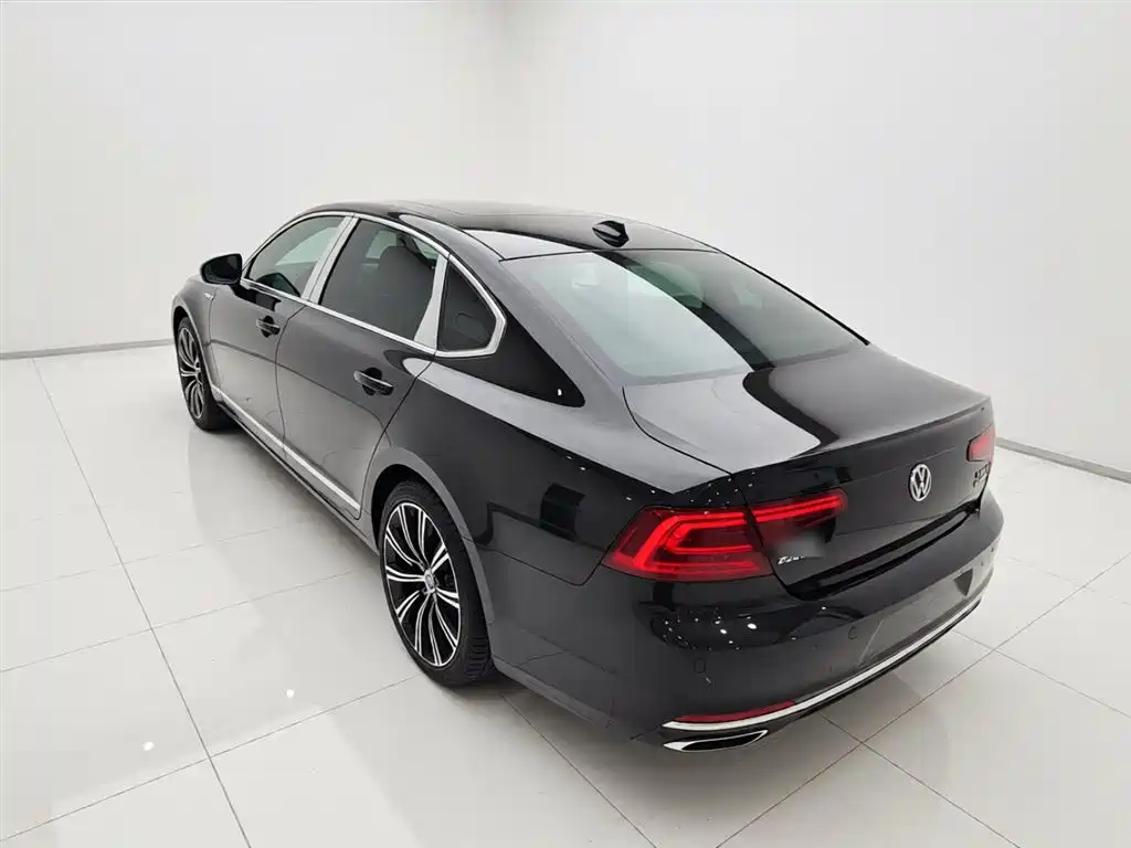 Volvo S90 2025 — фото 9