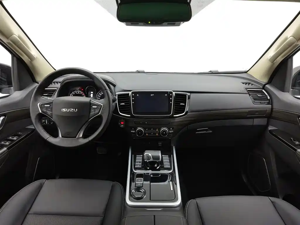 Isuzu MU-X 2023 — фото 5