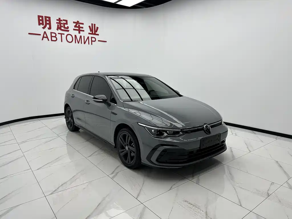 Volkswagen Golf 2023