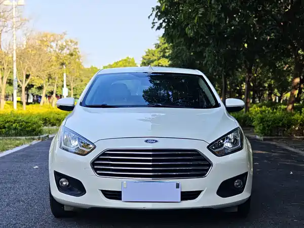 Ford Escort 2015