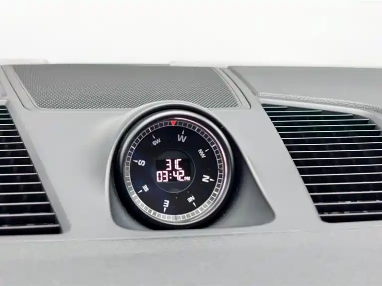 Porsche Cayenne 2020 — фото 16
