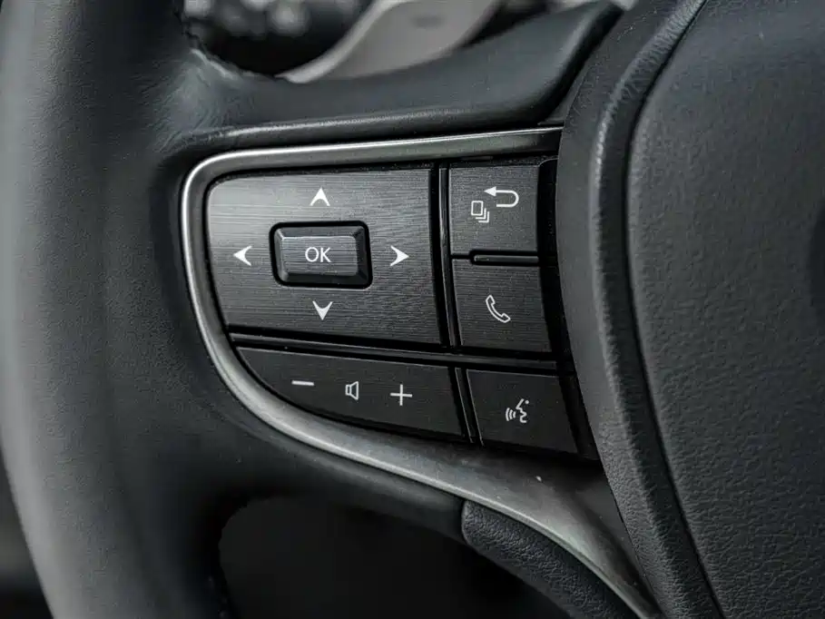 Lexus ES 2023 — фото 10