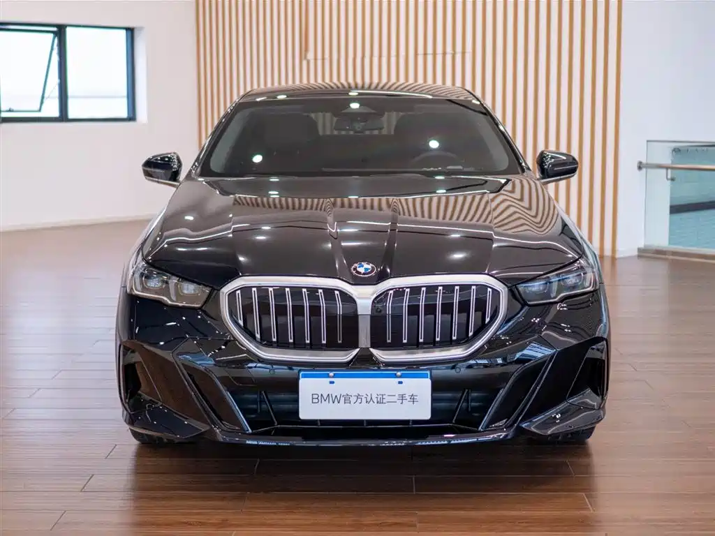 BMW 5 Series 2026