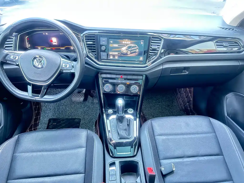 Volkswagen T-Roc 2020 — фото 8