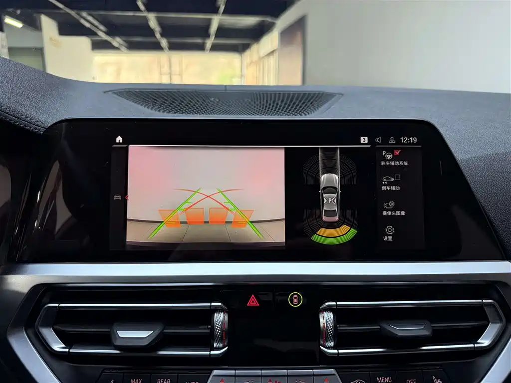 BMW 3 Series 2020 — фото 13