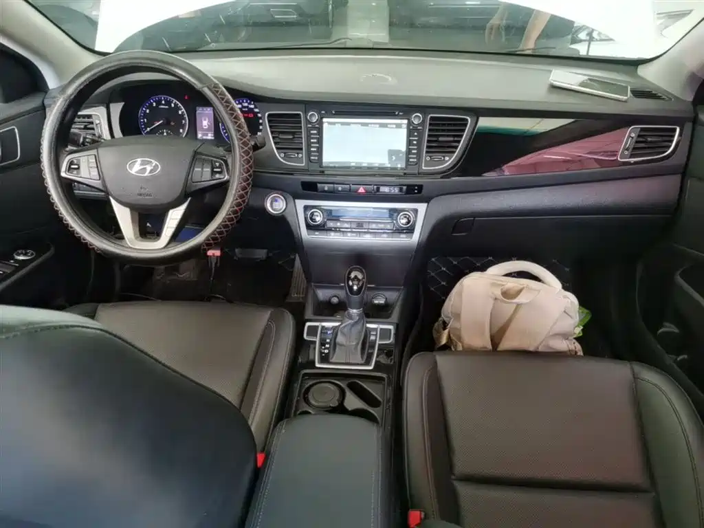 Hyundai Mistra 2015 — фото 10