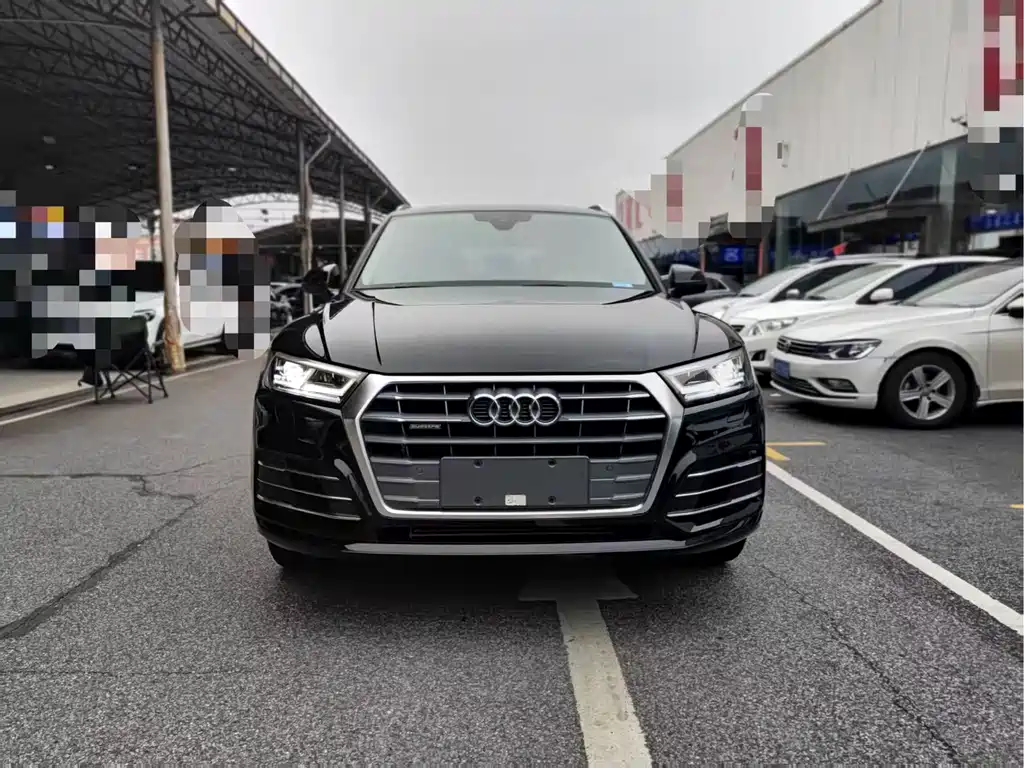 Audi Q5L 2019 — фото 2