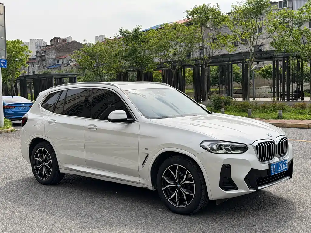 BMW X3 2021 — фото 3