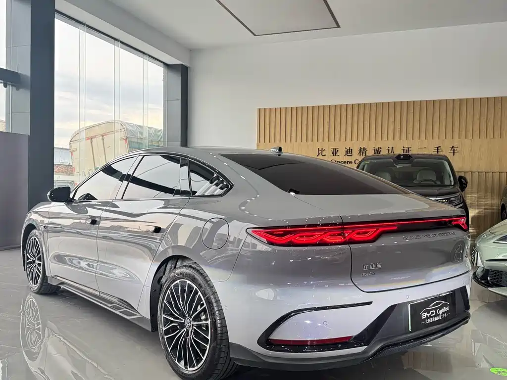 BYD Han 2025