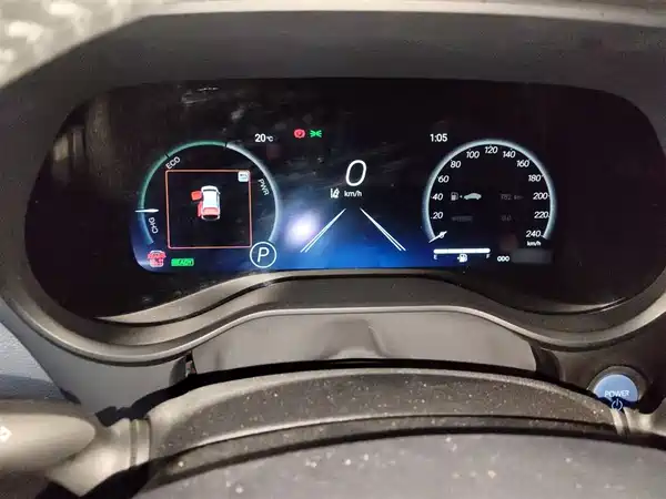 Toyota Granvia 2022
