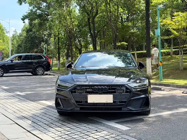 Audi A7L 2023