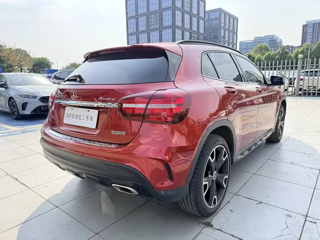 Mercedes-Benz GLA 2018 — фото 4