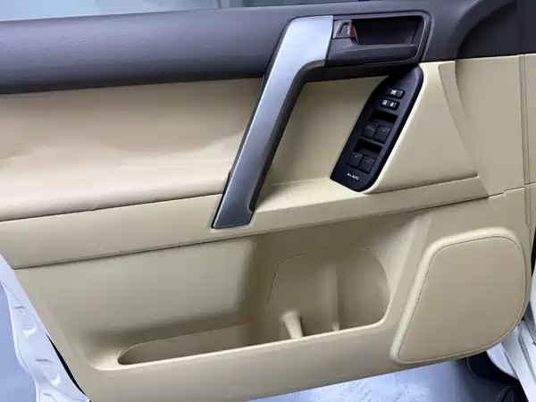 Toyota Prado 2014