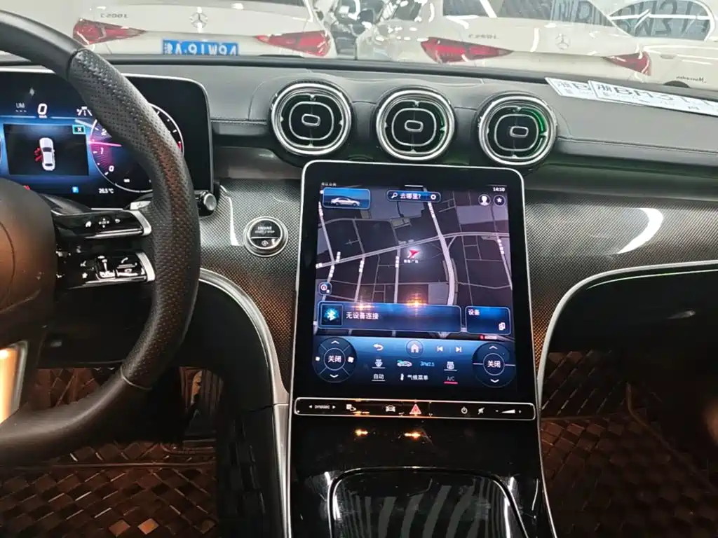 Mercedes-Benz C-Class 2023 — фото 13
