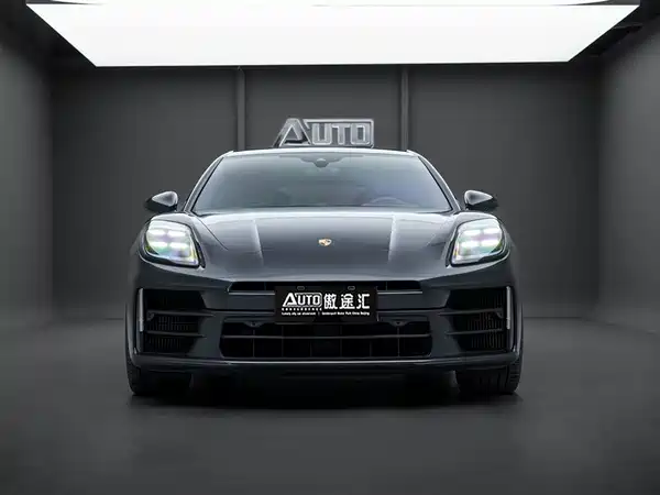 Porsche Panamera 2024