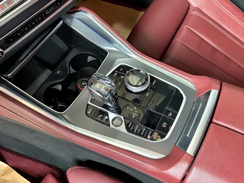 BMW X6 2021 — фото 10