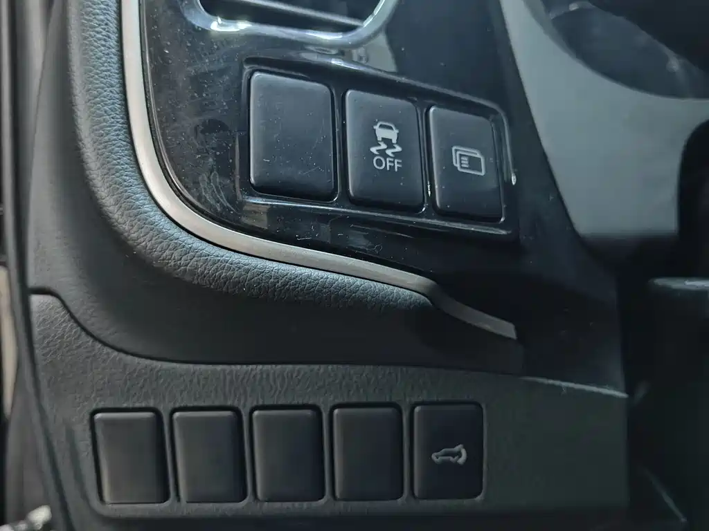Mitsubishi Outlander 2019 — фото 13