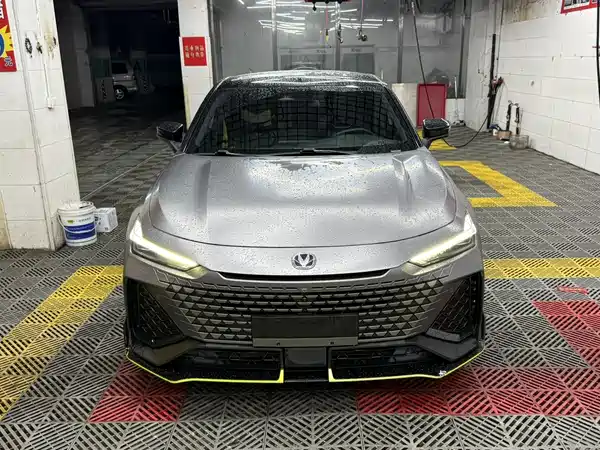 Changan UNI-V 2022