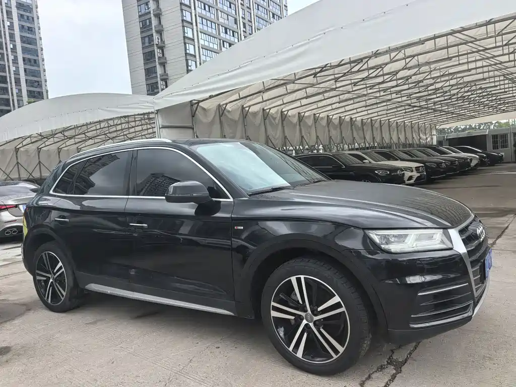 Audi Q5L 2018 — фото 4