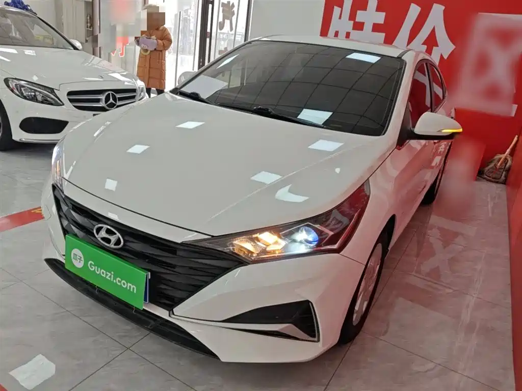 Hyundai Verna 2021 — фото 1