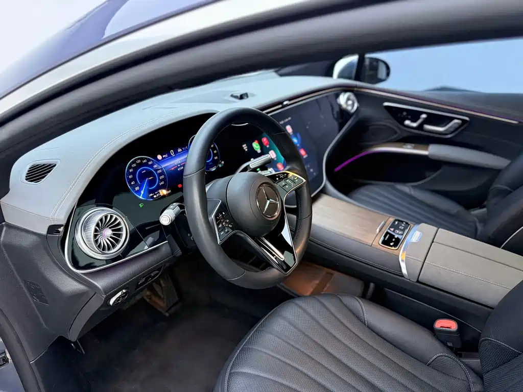 Mercedes-Benz EQS 2024 — фото 10