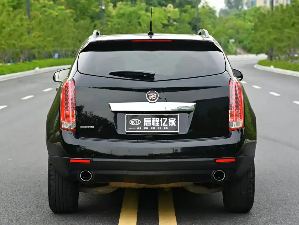 Cadillac SRX 2013 — фото 17