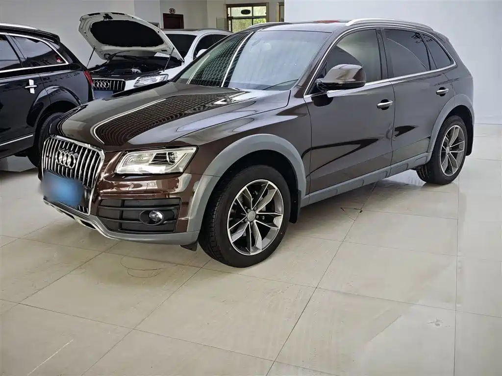 Audi Q5 2018 — фото 2