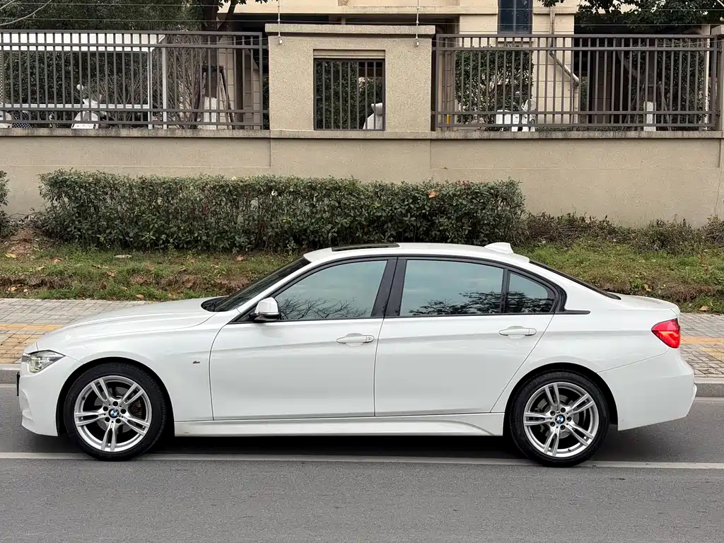 BMW 3 Series 2017 — фото 4