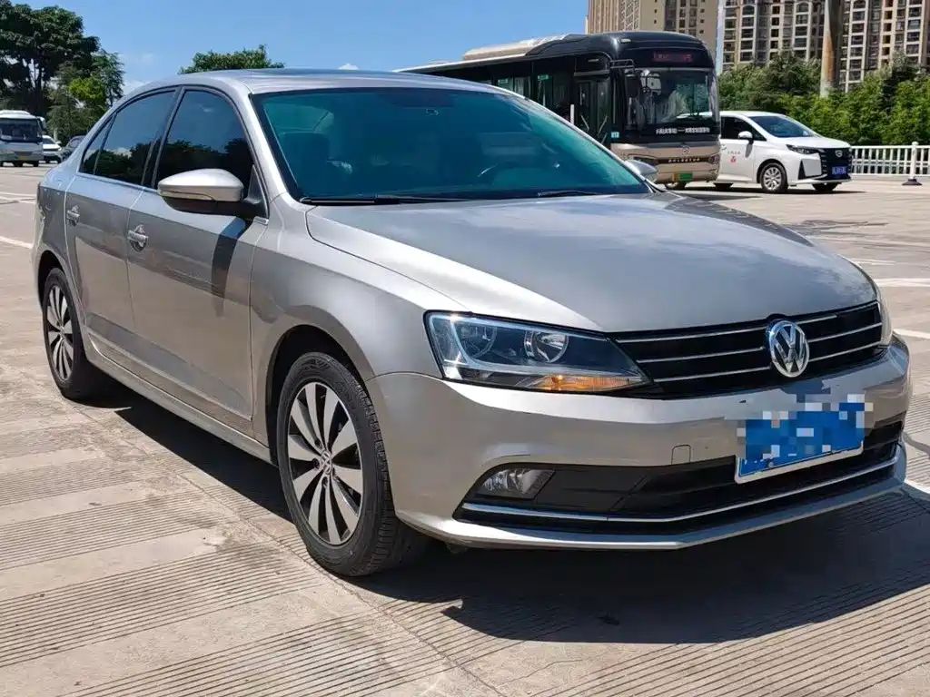 Volkswagen Sagitar 2017