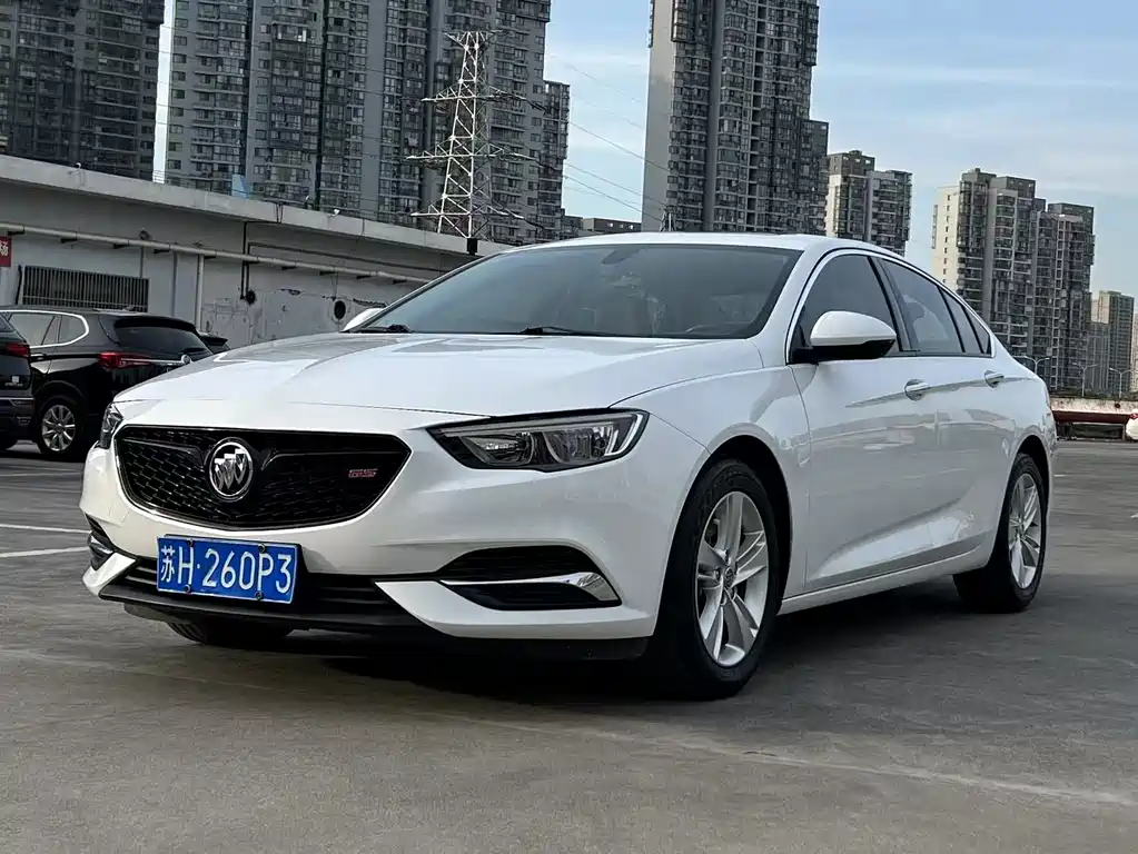 Buick Regal 2020 — фото 1