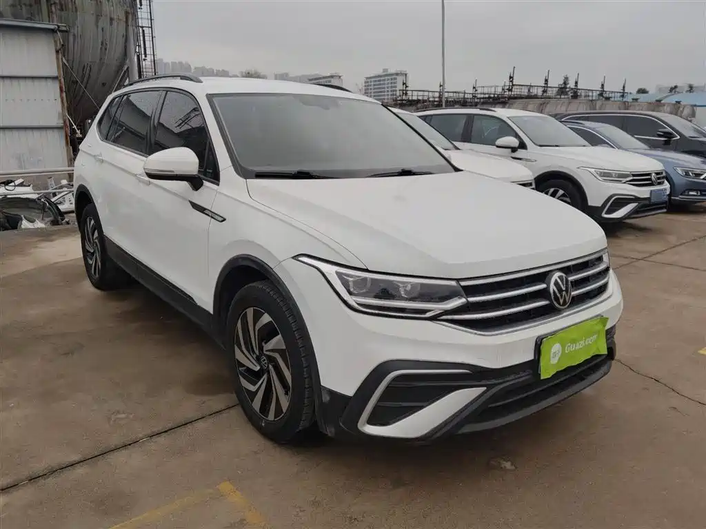 Volkswagen Tiguan L 2022 — фото 20