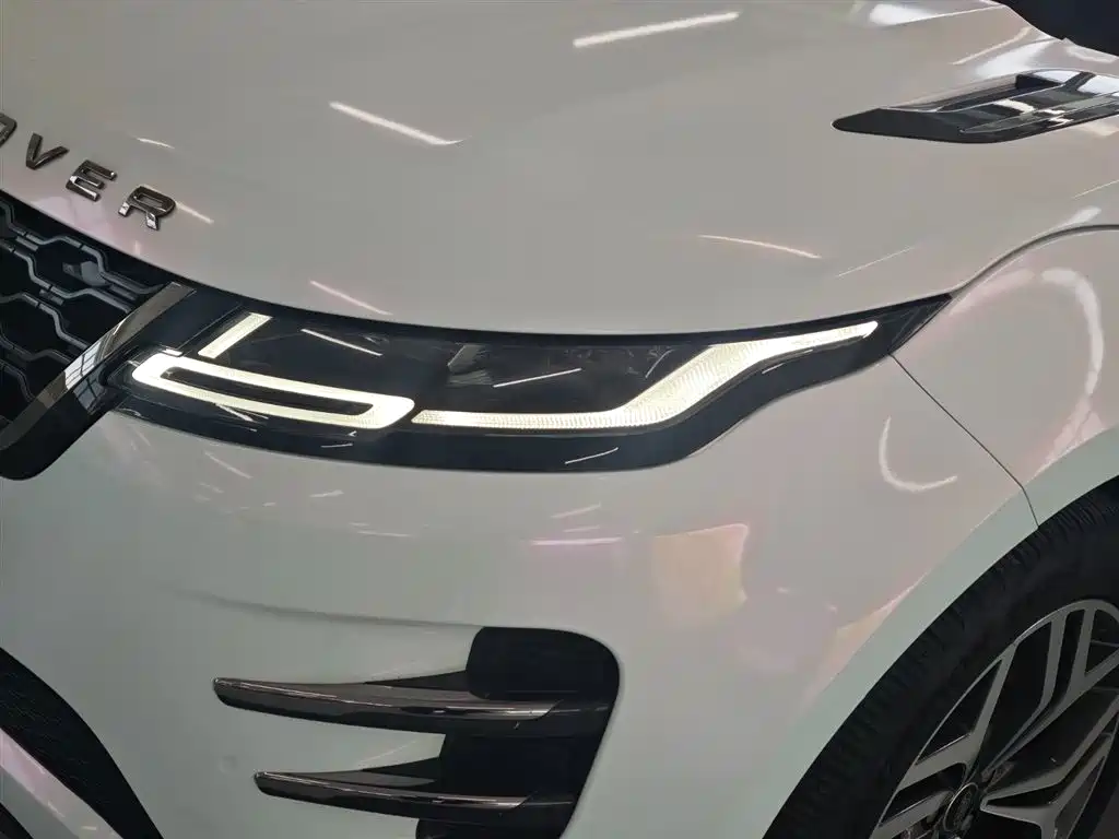 Land Rover Evoque 2022 — фото 7