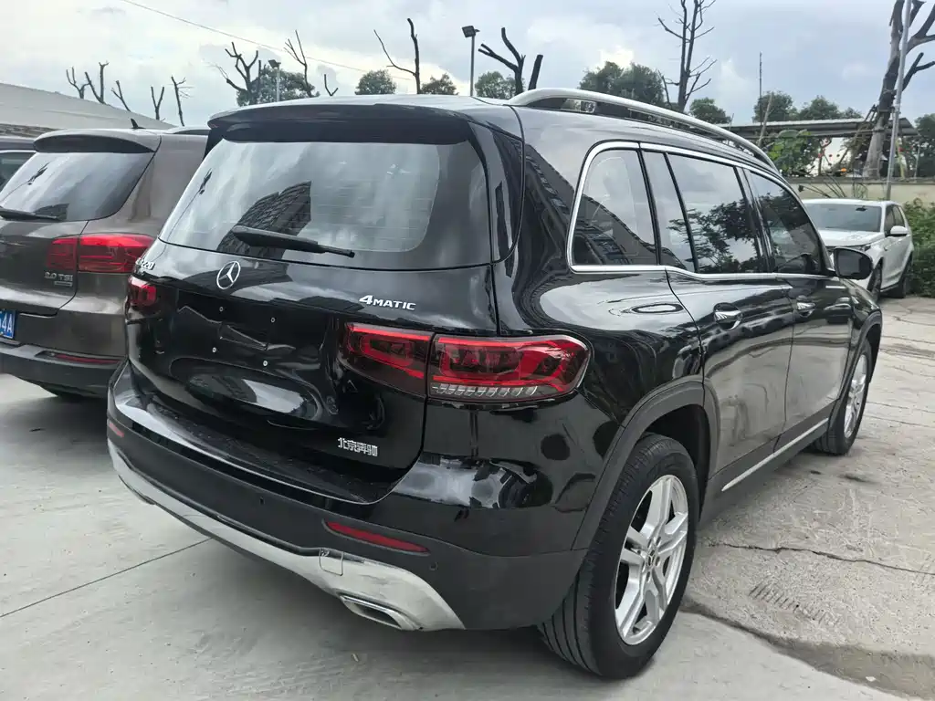 Mercedes-Benz GLB 2023 — фото 10