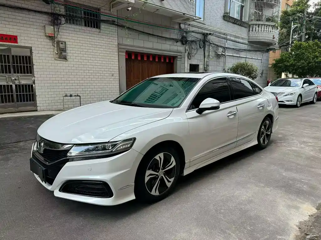 Honda Spirior 2015